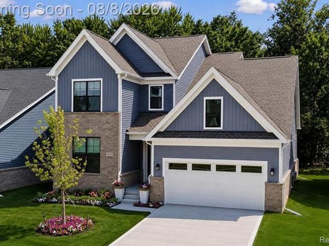 House for sale in West Bloomfield, Michigan