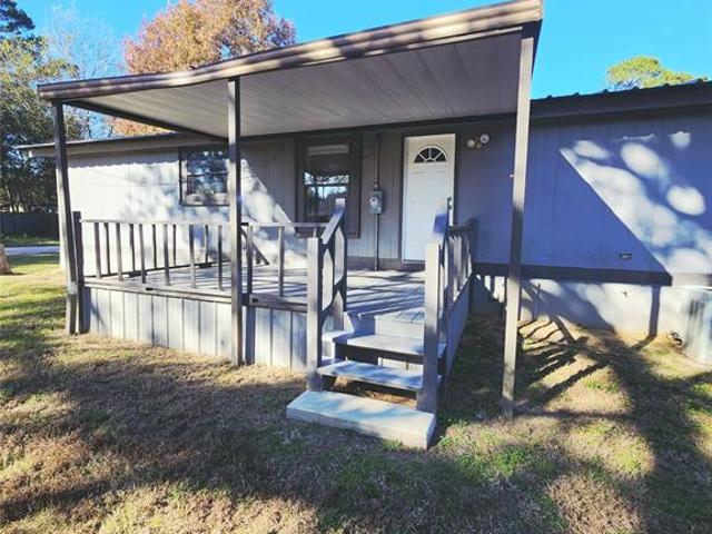 House for sale in Henderson, Texas