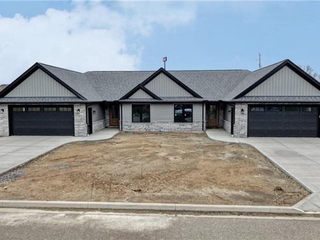 House for sale in Strasburg, Ohio