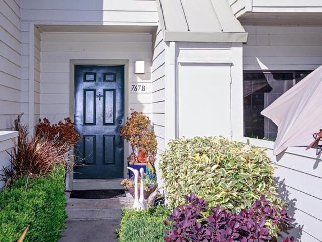 Townhouse for sale in Palo Alto, California