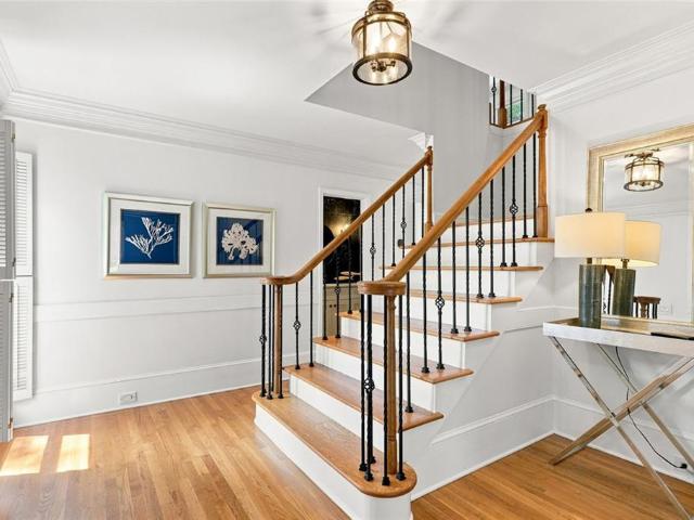 House for sale in Sandy Springs, Georgia