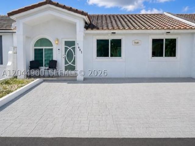 Condo for sale in Hialeah, Florida