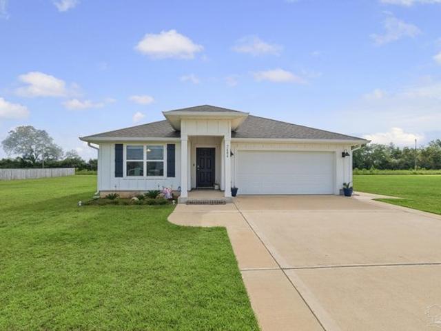 House for sale in Pace, Florida