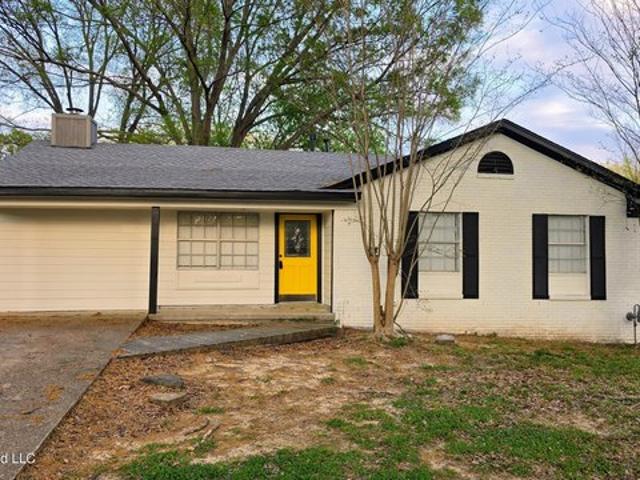 House for sale in Southaven, Mississippi