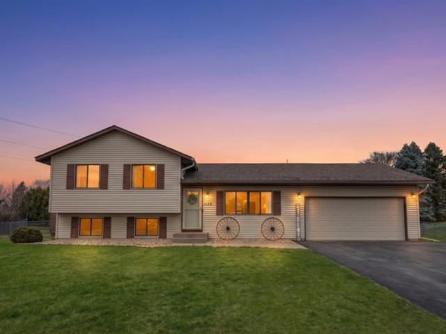 House for sale in Cottage Grove, Minnesota
