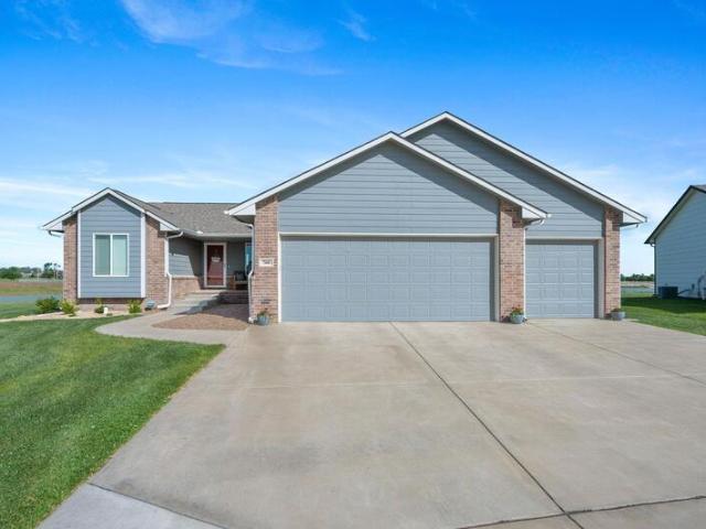 House for sale in Goddard