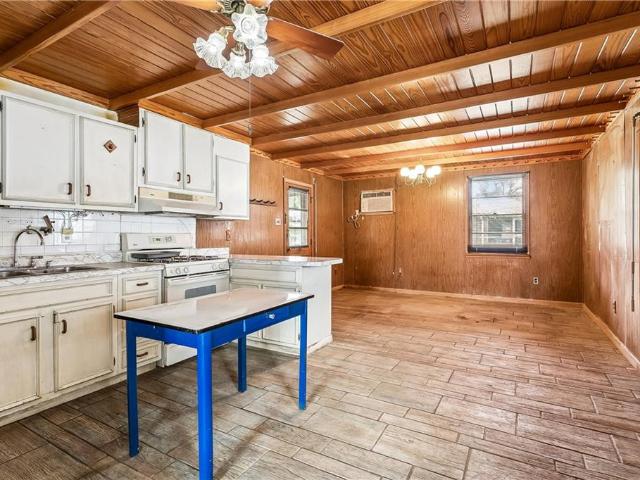 House for sale in Harahan, Louisiana