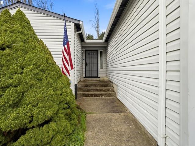 House for sale in Oregonia