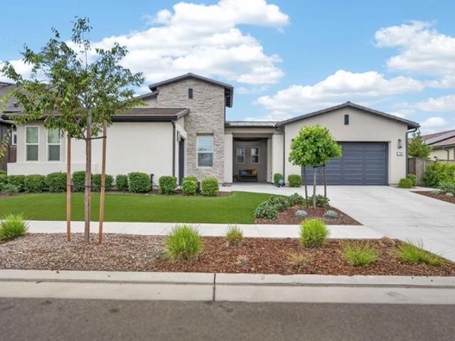 House for sale in Madera, California
