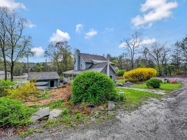 Commercial for sale in White Mills, Pennsylvania