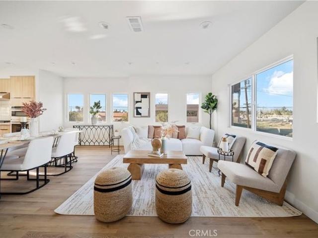 Townhouse for sale in Buena Park, California