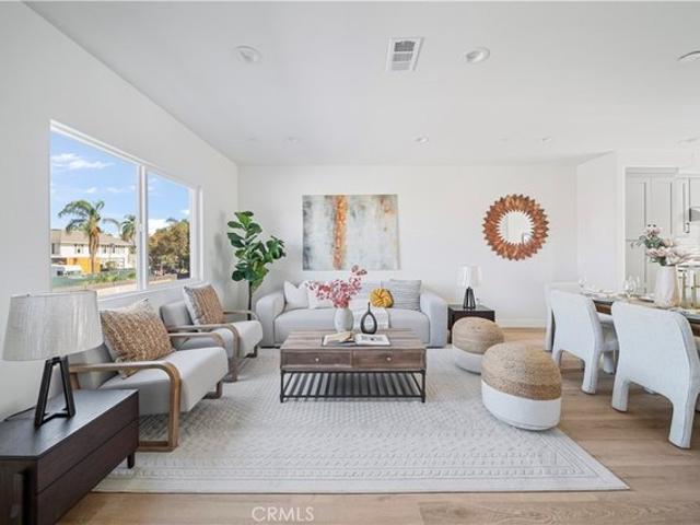 Townhouse for sale in Buena Park, Orange County