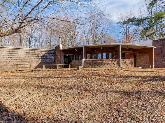House for sale in Dearborn, Missouri