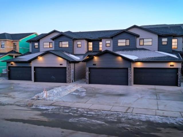 House for sale in Wedgewood, Alberta