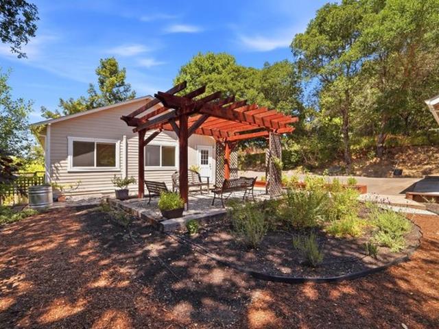 House for sale in Sebastopol, California