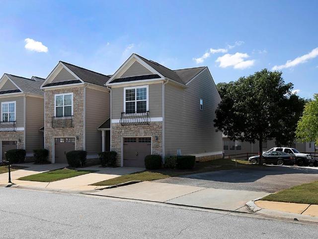 Property for sale in Fairburn, Georgia