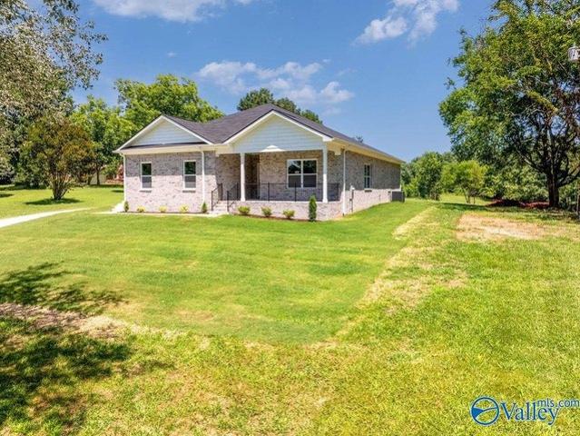 House for sale in New Market, Alabama