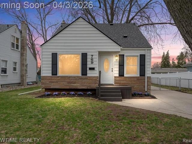 House for sale in Clawson, Michigan