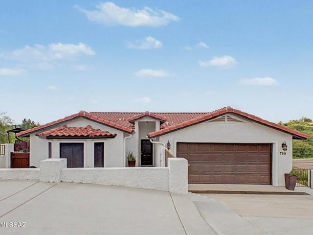 House for sale in Nogales, Santa Cruz County