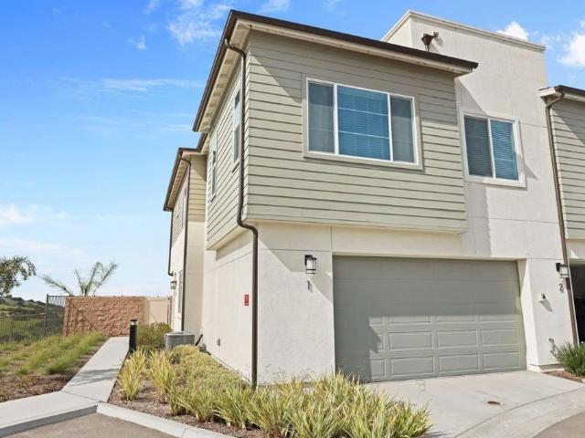 Townhouse for sale in Chula Vista, California