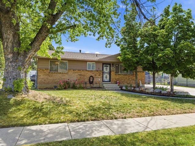 House for sale in Clearfield, Utah