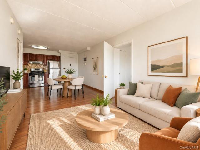 Condo for sale in Forest Hills, New York