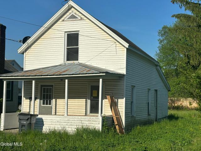 House for sale in Hoosick, New York