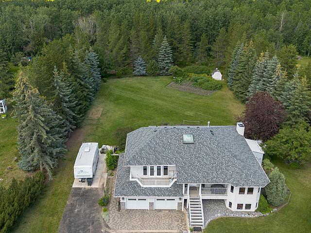 House for sale in Alberta