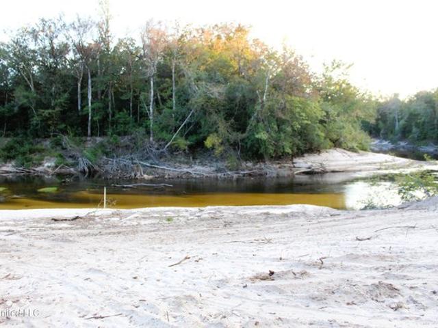Land for sale in Lucedale, Mississippi