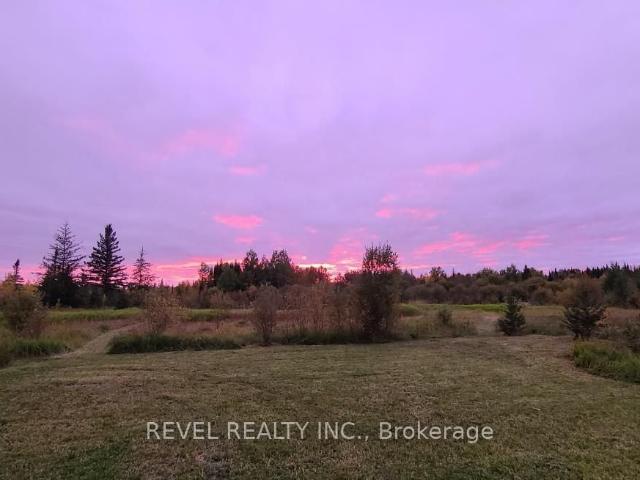 Land for sale in Cochrane, Ontario