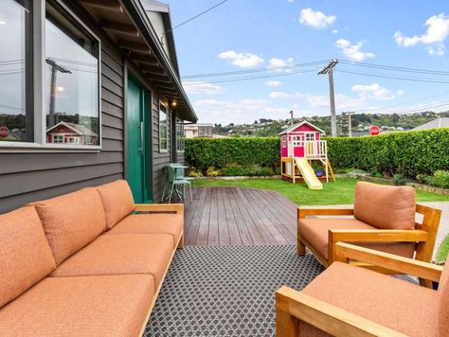 House for sale in Otakou