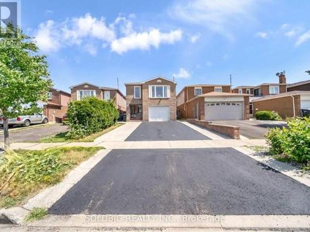 House for sale in Georgina, Ontario