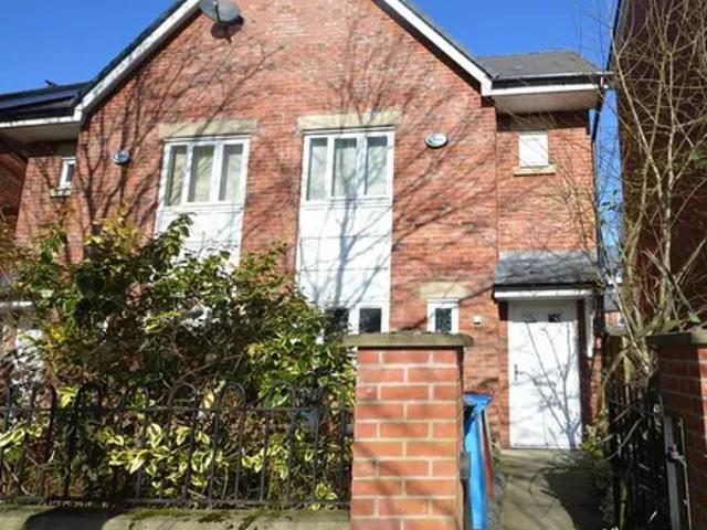House for rent in Old Trafford, Trafford Park