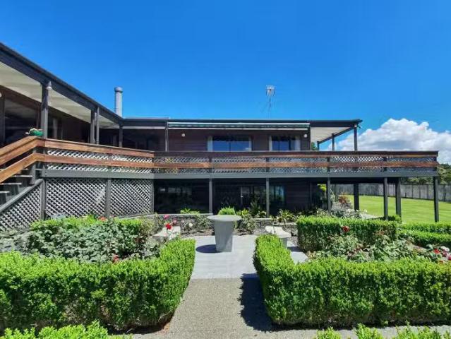 House for sale in Kawau Island