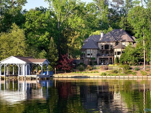 House for sale in Scottsboro, Alabama