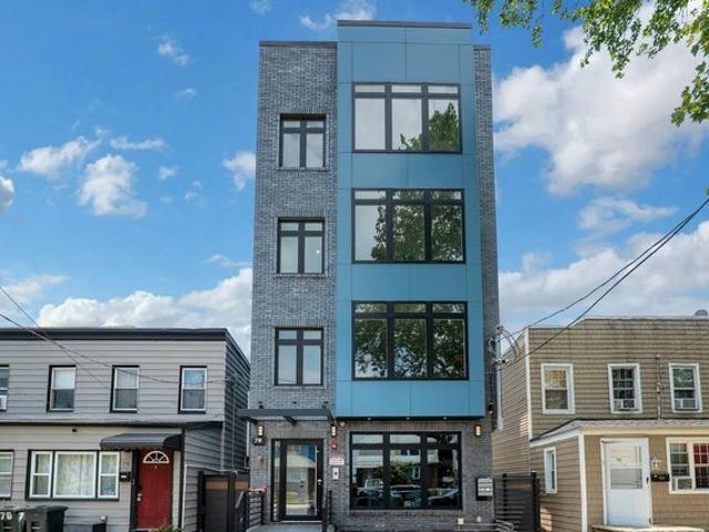 House for sale in Hudson, New Jersey