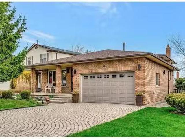 House for sale in Ancaster, Ontario