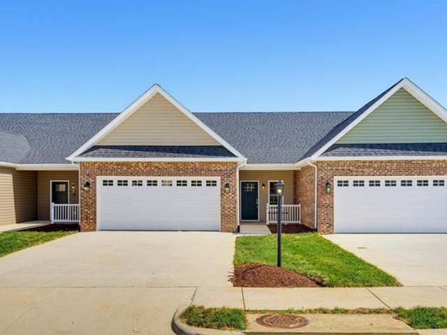 Townhouse for sale in Virginia