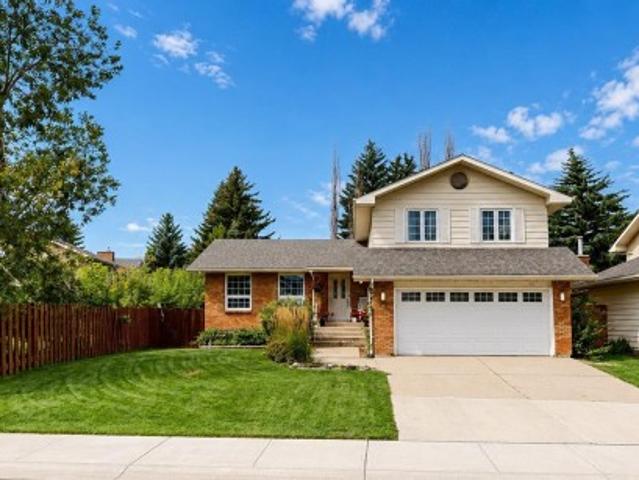 House for sale in Wedgewood, Alberta