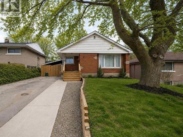House for rent in Cambridge, Ontario
