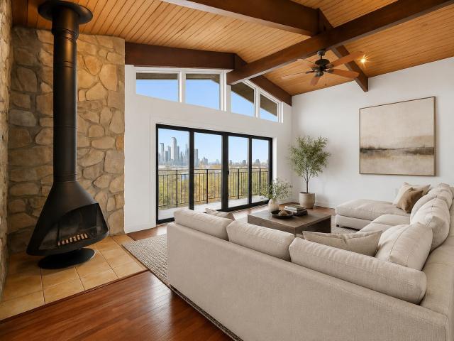 House for sale in Hudson, New Jersey
