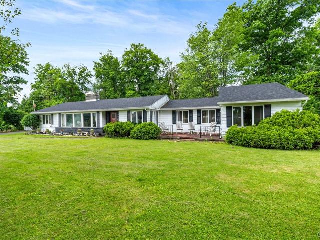 House for sale in Oneida, New York