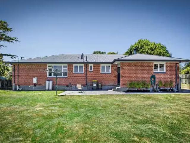 House for sale in Southbridge, Canterbury