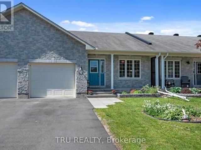 House for sale in Mississippi Mills, Ontario