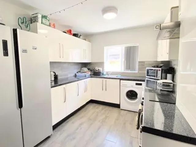 House for rent in Kensington, Calderstones