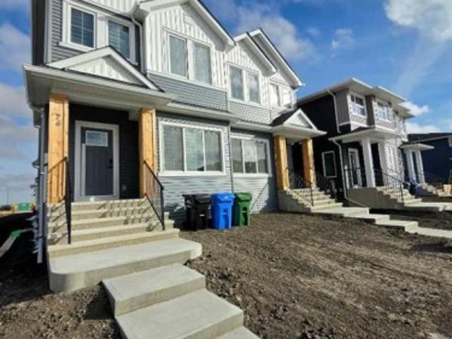 House for sale in Lewisburg, Calgary