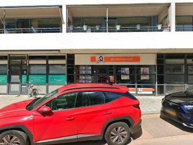 Bedrijfspand te huur in De Hoek, Spijkenisse