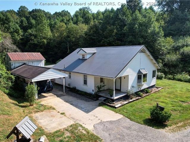 House for sale in Charleston, West Virginia