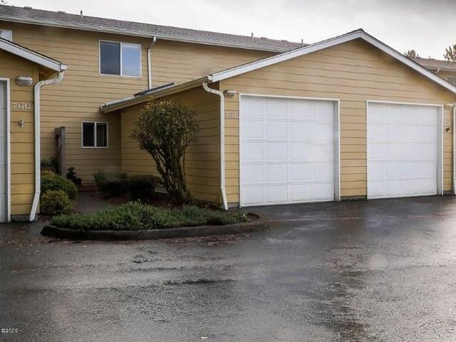 Condo for rent in Oregonia