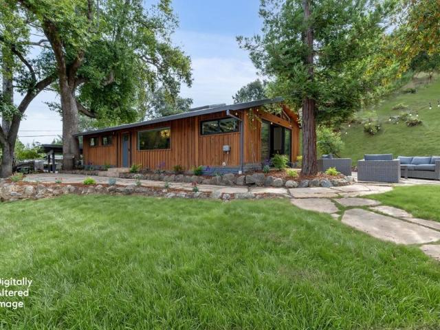 House for sale in Portola Valley, San Mateo County